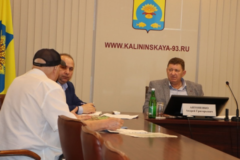 На Кубани замглавы района уволили за грубое отношение к сотрудникам спасотряда