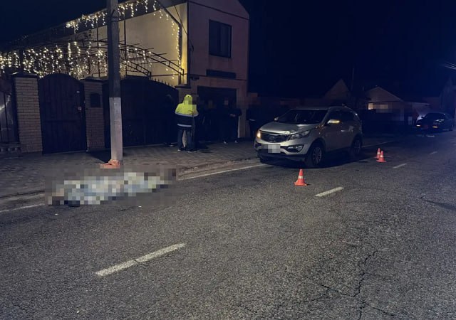 На Кубани иномарка насмерть сбила 34-летнюю женщину 