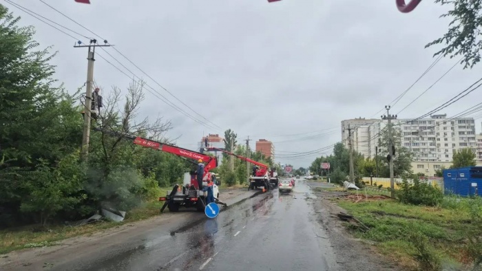 В Ростовской области свыше 50 человек обратились за медпомощью из-за урагана 