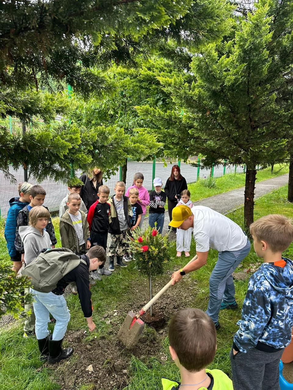 Депутат ЗСК Арменак Тозлян организовал экологическую акцию