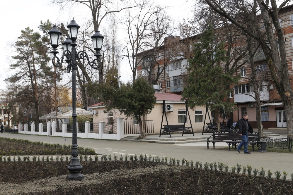 Перед краснодарским кинотеатром «Болгария» благоустроили площадь