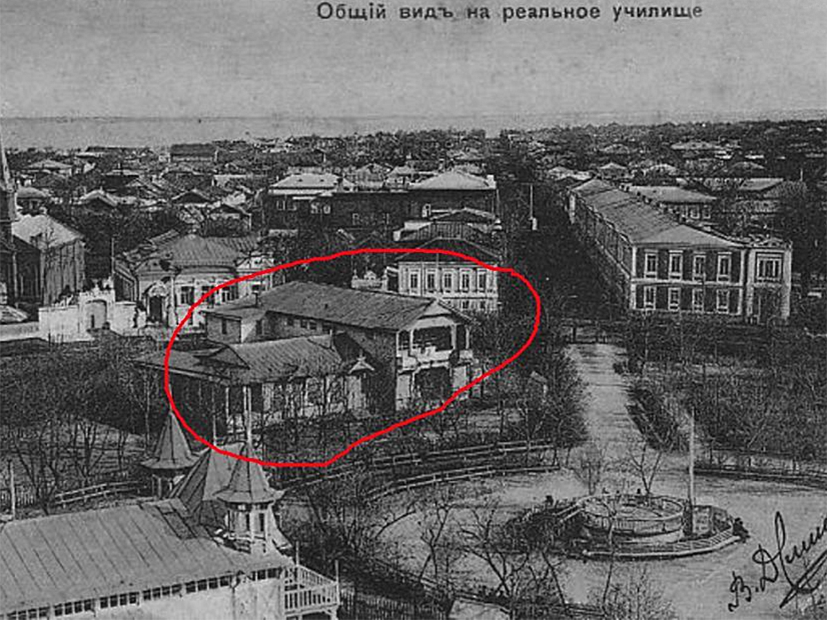 При реконструкции парка в Ейске нашли подземные сооружения