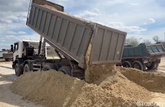 В Анапе стартовала отсыпка песка для восстановления пляжей