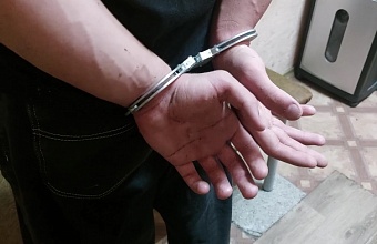 В Ейске задержали группу курьеров, работавших на телефонных мошенников 