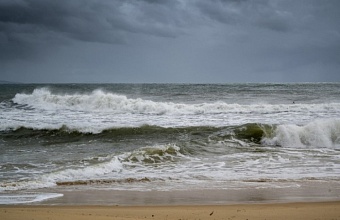 Сильный ветер и шторм до 5 баллов ожидается в Сочи 