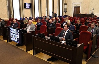 Нового депутата ЗСК представил Юрий Бурлачко 