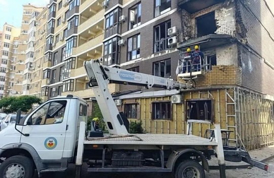 В Краснодаре устанавливают ущерб после ночной атаки БПЛА