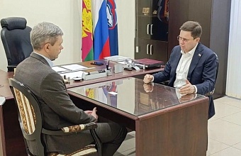 Сергей Кривоносов обсудил с заместителем главы Сочи запаркованность городских улиц