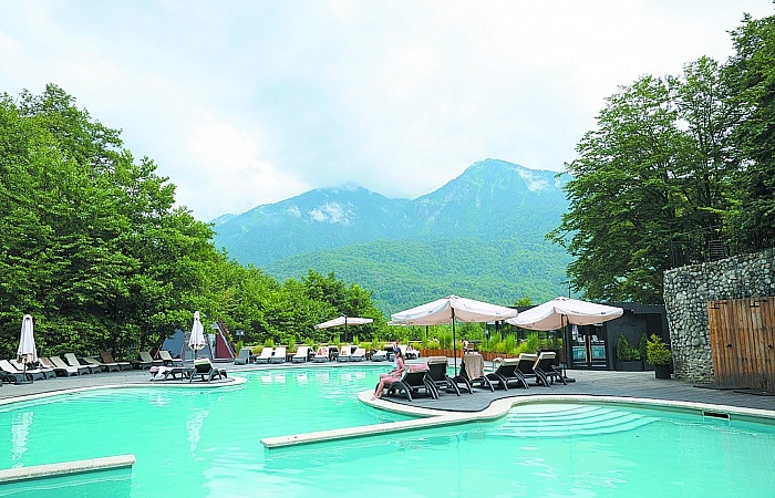 Holidaymakers  Embrace Nature  Escapes
