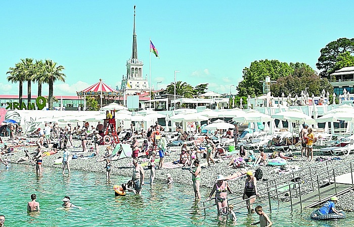 Sochi Beaches Ready for Peak  Season
