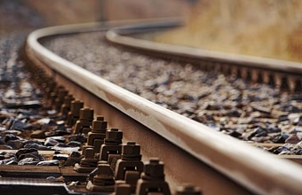 Под Краснодаром электропоезд сбил пьяного мужчину