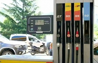В Сочи сегодня вечером работает 51 автозаправочная станция