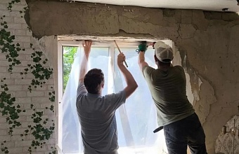 В Краснодаре продолжают ликвидировать последствия атаки БПЛА