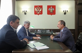 Юрий Бурлачко встретися с министром образования и науки Кубани Сергеем Пронько
