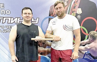 Мас-рестлинг: чем этот вид спорта привлекает все новых и новых поклонников