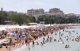 За первую половину июля Геленджик посетило 457 тыс. туристов