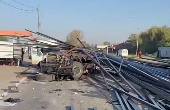 В Армавире в ДТП столкнулись шесть автомобилей