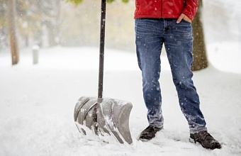 В Краснодаре к уборке снега зимой подготовили 40 единиц техники и 392 тонны противогололедных материалов