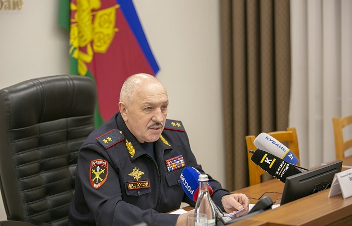 Олег Агарков: Преступники поумнее перешли в Интернет, другие стали дропперами